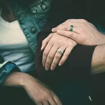 आप अपने जीवन में एक साथी क्यों चाहते हैं?