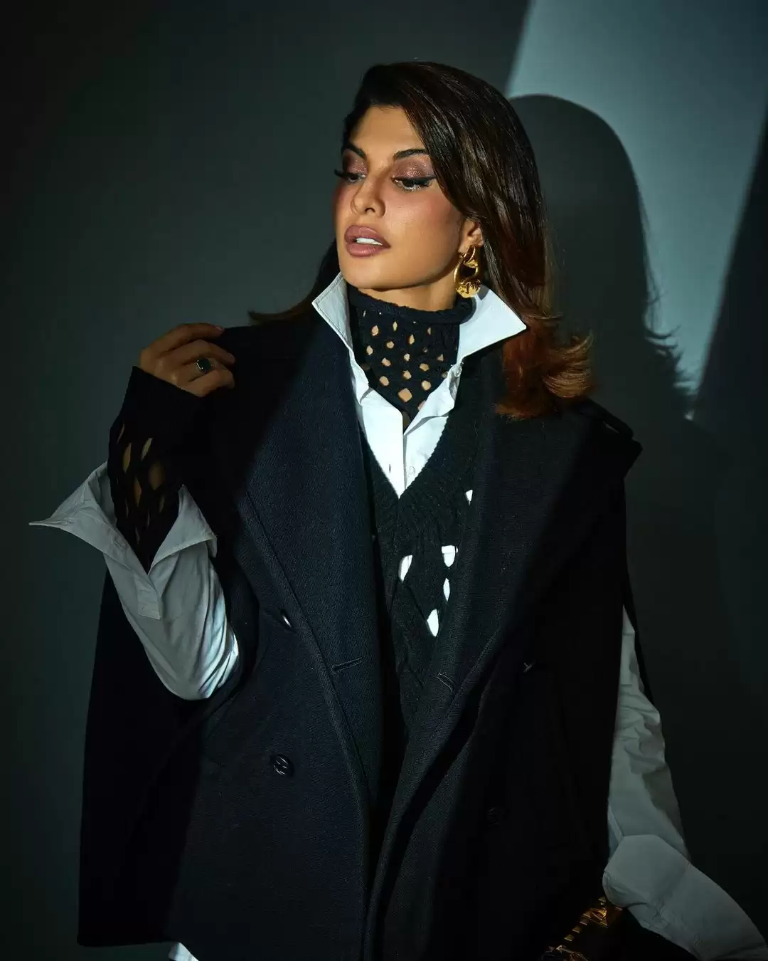 Jacqueline Fernandez ने बढ़या सोशल मीडिया का तापमान, देखे तस्वीरें