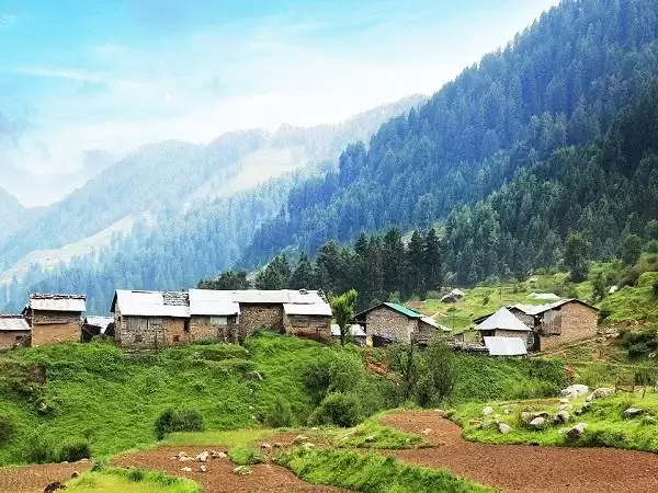 गर्मियों में जा सकते हैं इन जगहों पर घूमने