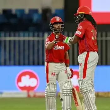 कोलकाता को पटकनी देकर चौथे स्थान पर पहुंची पंजाब