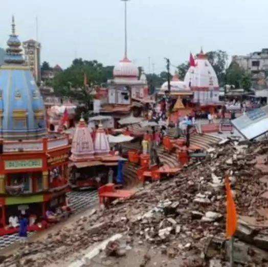 हरिद्वार : आकाशीय बिजली गिरने से हर की पौड़ी पर तबाही