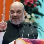 इत्र वाले मित्र के घर पर रेड पड़ी तो पेट में दर्द हो रहा है