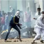 पत्थरबाजों को न पासपोर्ट मिलेगा न मिलेगी सरकारी नौकरी