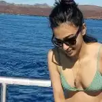 राधिका आप्टे ने बीच से  शेयर की तस्वीर