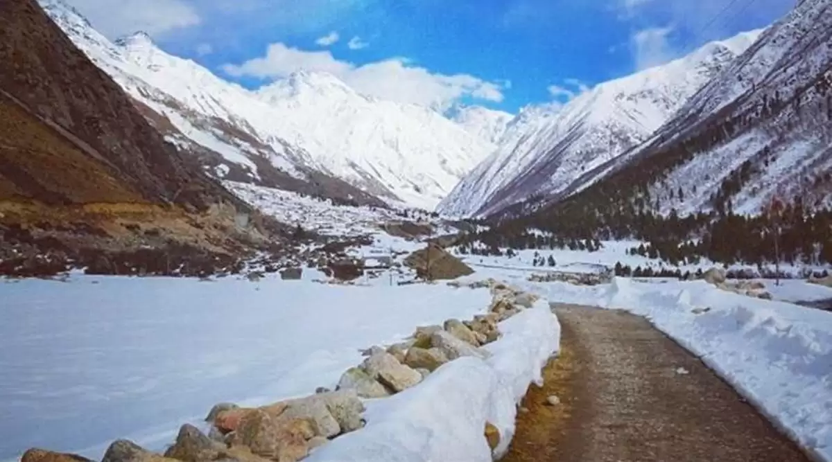 जाने भारत-चीन की बॉर्डर पर बना है ये खूबसूरत गांव के बारे में