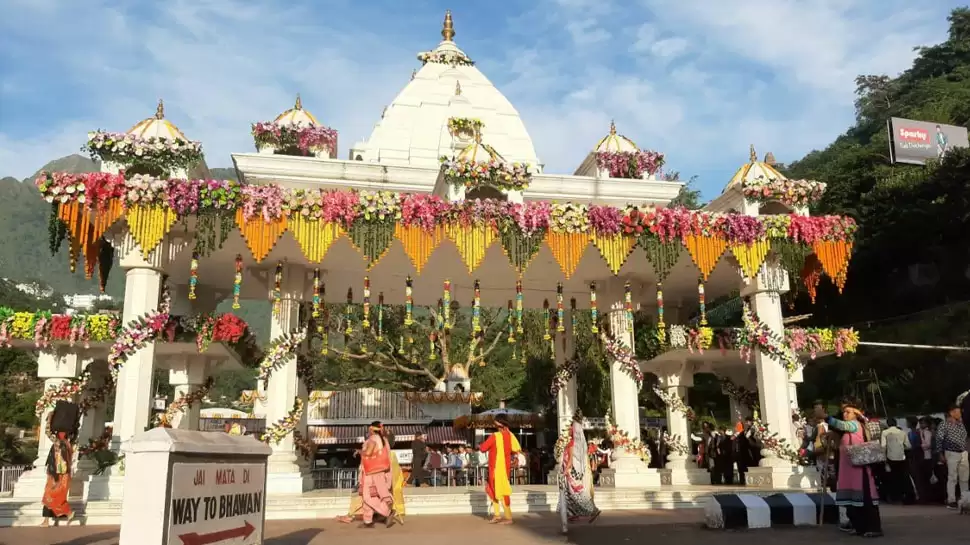 Navratri 2020:  नवरात्रो में इन जगहों पर लगता है माँ का भव्य मेला, भक्ति में डूब जाते हैं भक्त