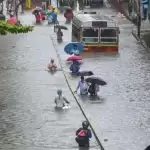 मुंबई में भारी बारिश ने मचाई तबाही, कई लापता
