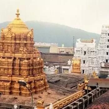 जाने तिरुपति बालाजी मंदिर के बारे में जो की भारत ही नहीं दुनियाभर में है मशहूर
