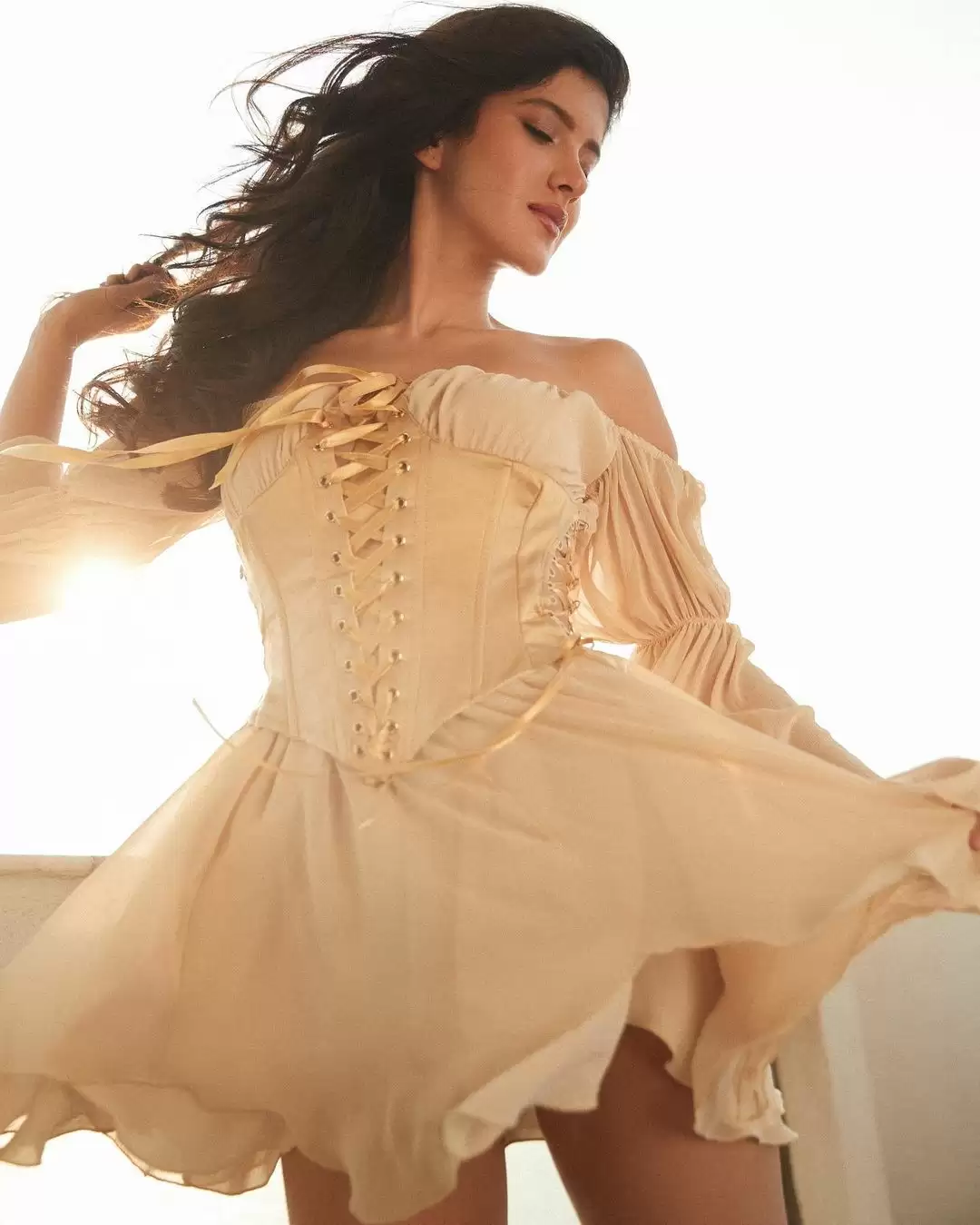 Shanaya Kapoor ने ढाया कहर, दिखाईं दिलकश अदाएं