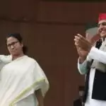 Mamata Banerjee in Varanasi: ममता बनर्जी को वाराणसी में दिखाए काले झंडे,अखिलेश ने भाजपा को किया टवीट