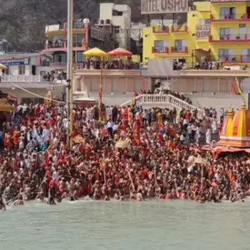 कोरोना लहर में सख्त निर्देशों के बीच आज से कुंभ का आरंभ
