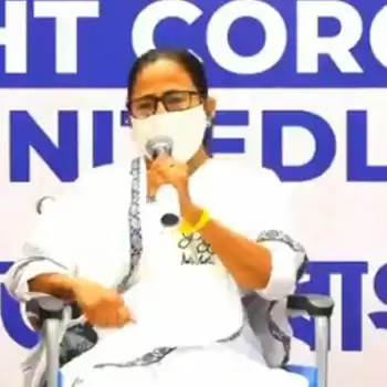 यूपी जा रही है बंगाल के कोटे की ऑक्सीजन,ममता का आरोप