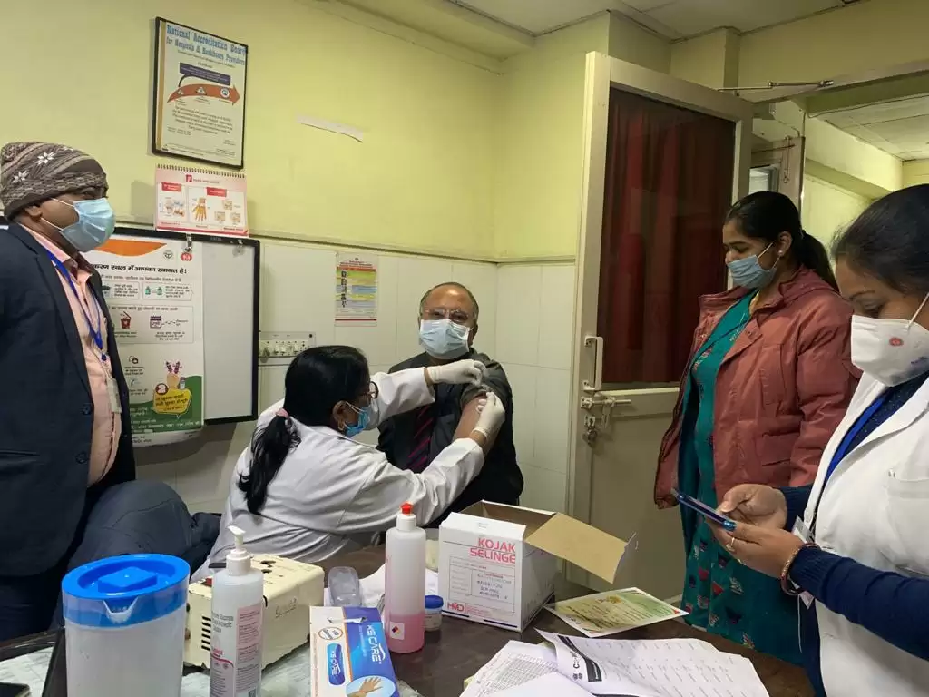 कोरोना पर अंतिम प्रहार, वैक्सीनेशन की शुरूआत