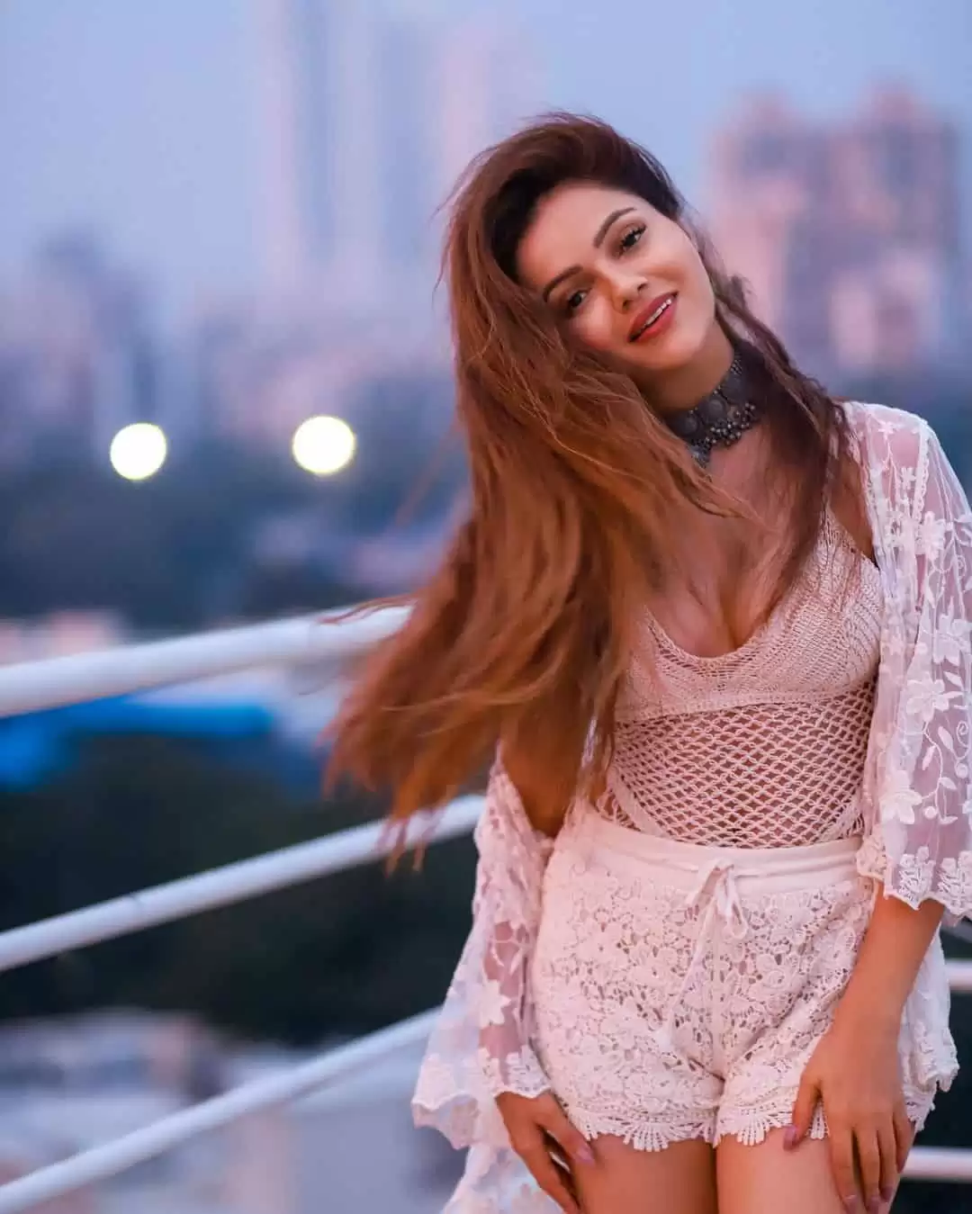 Rubina Dilaik ने दिए कातिलाना पोज, तस्वीरें हो रही है वायरल