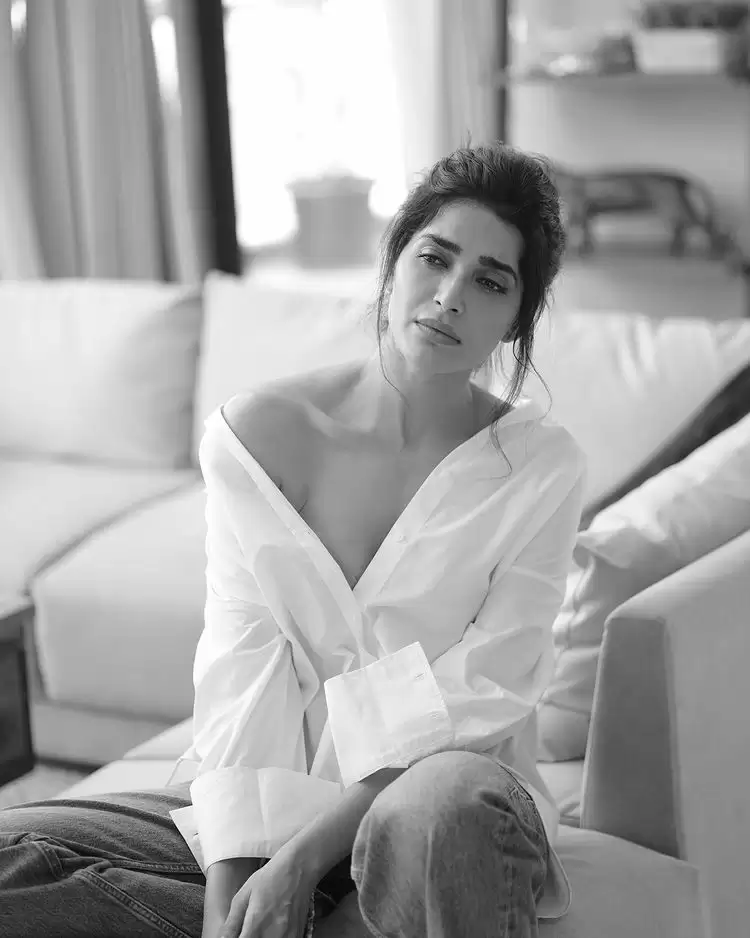 Karishma Tanna Bikini