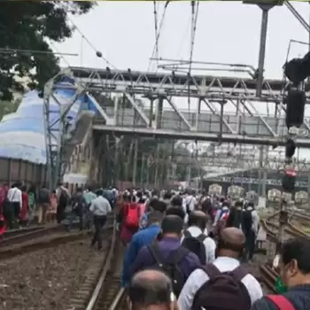 मुंबई में ग्रिड फेल, अधिकांश इलाक़ों में पावर सप्लाई बाधित,  लोकल ट्रेन सेवा प्रभावित