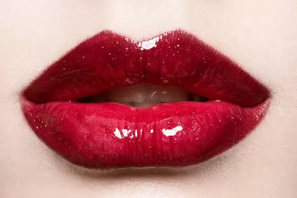 Makeup Tips: जाने होठों पर मेकअप करने के तरीके, इस्तेमाल करने से बेहद ही खूबसूरत लगेंगे आपके होठ