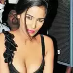 इंस्टाग्राम से आउट हुईं पूनम पाण्डे