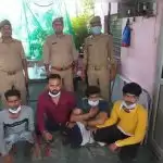 खर्च और शौक पूरे न हुए तो माँग ली रंगदारी