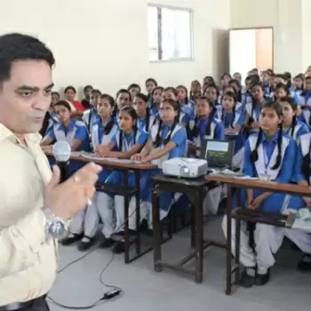 वंचित तबके के बीच कोरोना के बचाव को लेकर जागरूकता मुहीम चलाएगा रजत सिनर्जी फाउंडेशन: रजत पाठक