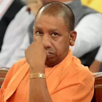 इंफ्रास्ट्रक्चर खड़ा करने के बजाए केवल आंकड़ेबाजी करती रही है योगी सरकार