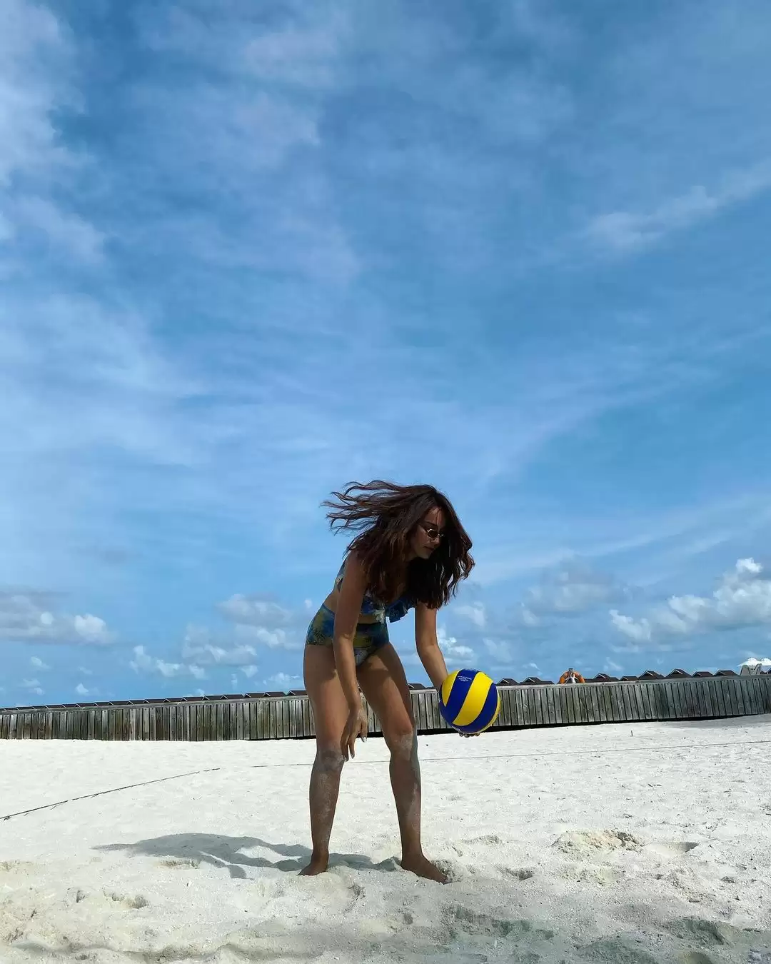 Surbhi Jyoti कर रही है अपना वेकेशन इंजॉय, मालदीव में आईं नजर