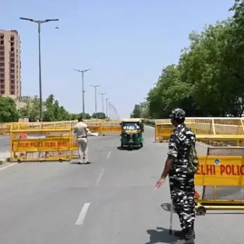 दिल्‍ली में अभी जारी रहेगा लॉकडाउन
