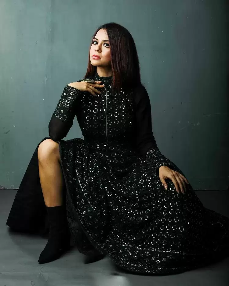 Sana Saeed