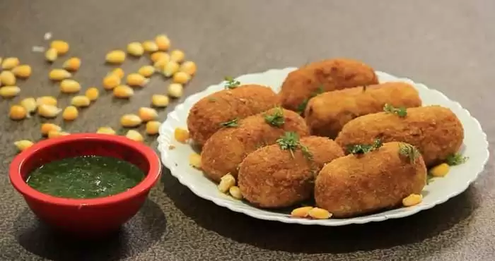 बनाएं पनीर कॉर्न रोल, आसान सी रेसिपी है और खाने में है बेहद लाजवाब