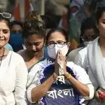 एक दिन पूरा देश मोदी के नाम पर होगा : ममता बनर्जी का तंज़