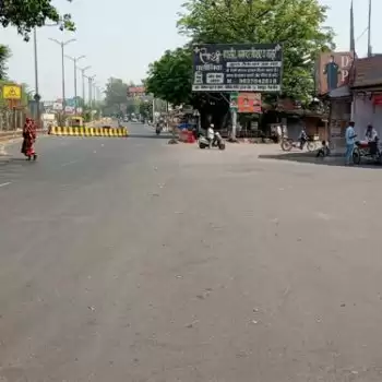 लाॅकडाउनः  सड़कों से लेकर मोहल्लों तक परसा सन्नाटा