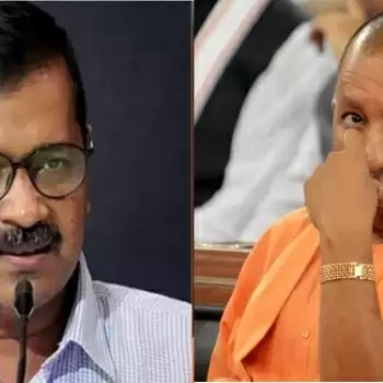 स्कूल ठीक करना नहीं आता तो मनीष सिसौदिया से पूछिये