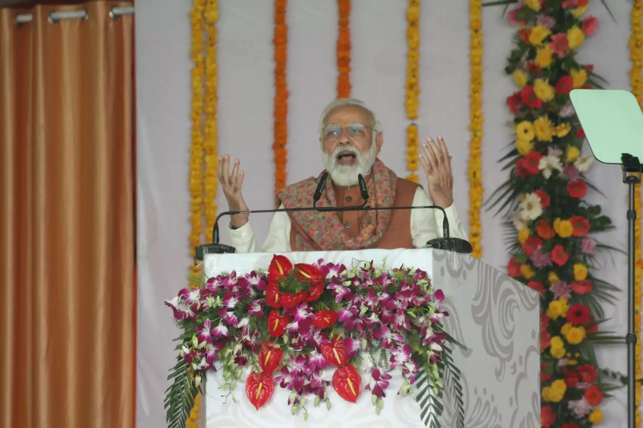 जिस मार्ग पर युवा चलेंगे वही देश का मार्ग हैः पीएम मोदी