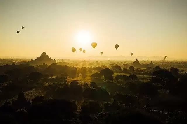 कम बजट में करना चाहते हैं विदेश यात्रा तो ये देश आपके लिए है परफेक्ट