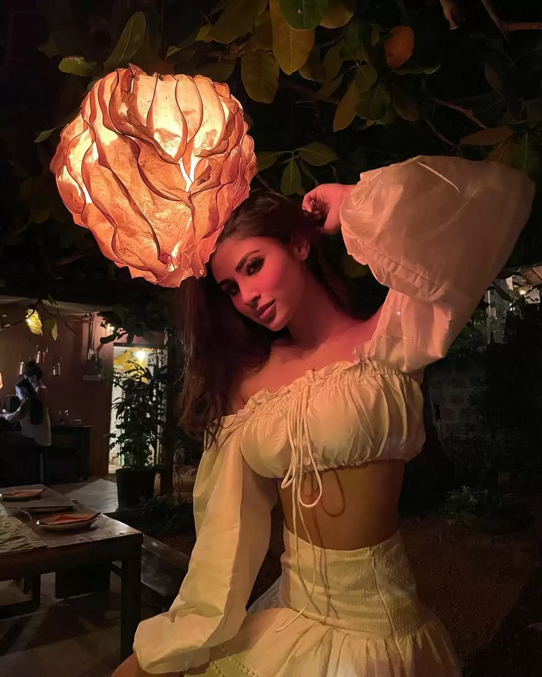 Mouni Roy की तस्वीरें इंटरनेट पर मचा रही है धमाल