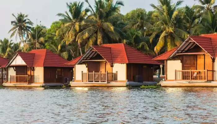 बिताना चाहते है कुछ सुकून के पल तो इन गांवों में जरूर जाएं