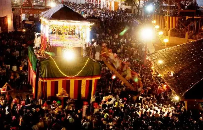 Happy Dussehra: इन 5 जगहों का दशहरा मेला दुनियाभर में है फेमस, जाने इनकी खासियत