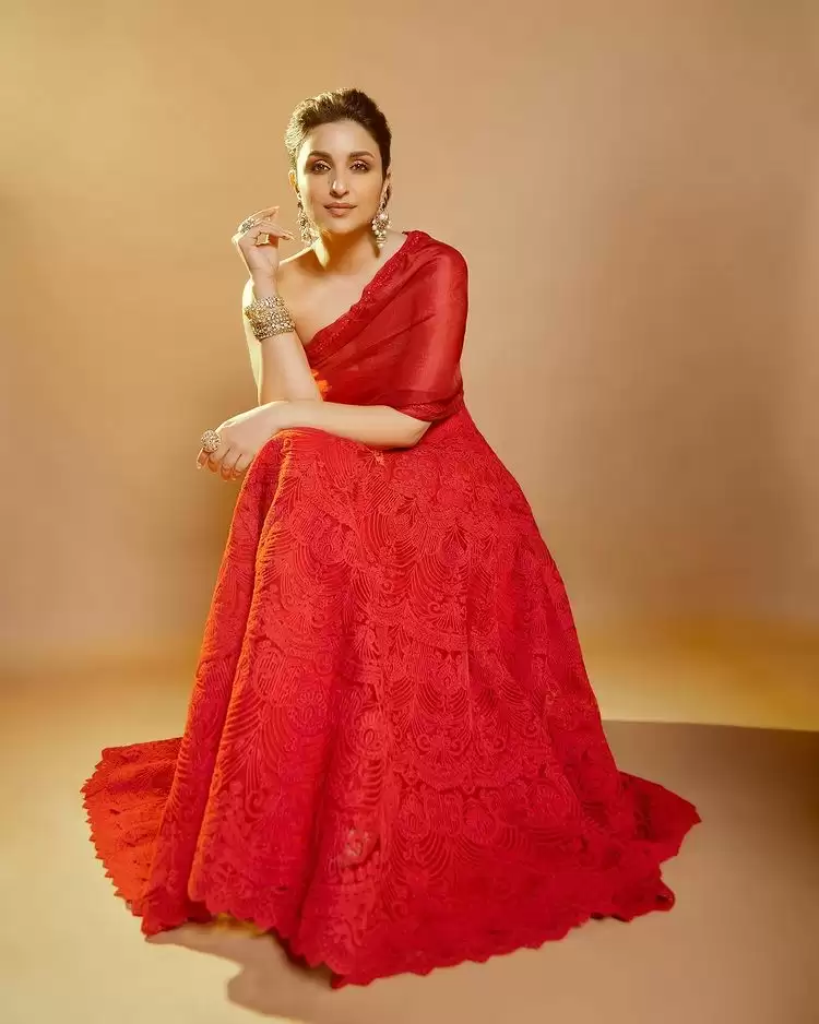 Parineeti Chopra Saree