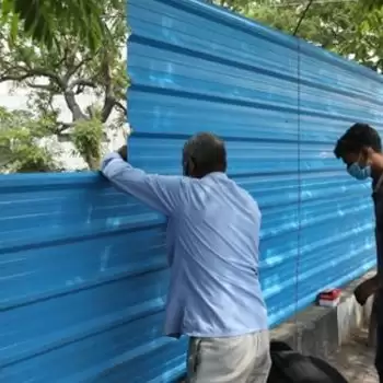 लखनऊ: चिताओं के वीडियो हुए वायरल तो ढके जाने लगे श्मशान घाट