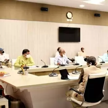 बुन्देलखण्ड एक्सप्रेस-वे के कार्यों को अक्टूबर-नवम्बर 2021 तक पूर्ण करने के निर्देश