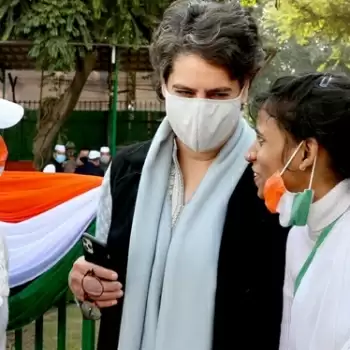 किसानों की बात सुने सरकार : प्रियंका