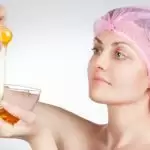 Beauty Tips: शहद चेहरे के लिए है बेहद फायदेमंद , इस तरह करें इस्तेमाल