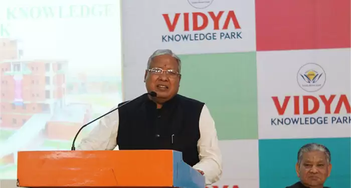 विद्या मे खादी के प्रोत्साहन हेतु सम्मान समारोह आयोजित