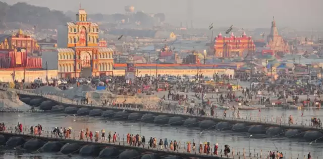 UP Famous Tourist Places: यूपी के मशहूर पर्यटन स्थल, एक बार जरूर जाए!