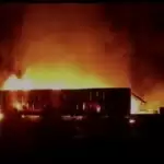 Noida News:  कूलर की घास बनाने वाली फैक्टरी में भीषण आग,4 महिलाएं झुलसीं