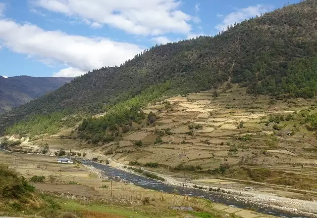गर्मियों में डेस्टिनेशन वेडिंग के लिए परफेक्ट है ये 4 जगहे!!