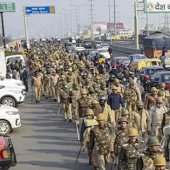 किसान आंदोलन: गाजीपुर बॉर्डर भारी संख्या में पुलिस बल तैनात, धरना स्थल पर धारा 144 लागू