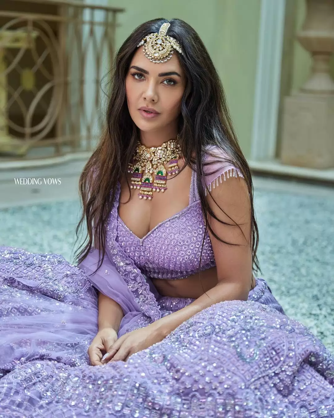 Esha Gupta 