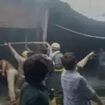 Shocking Incident: मैंथा फैक्ट्री में भीषण आग, धमाके के साथ फटे गैस सिलेंडर