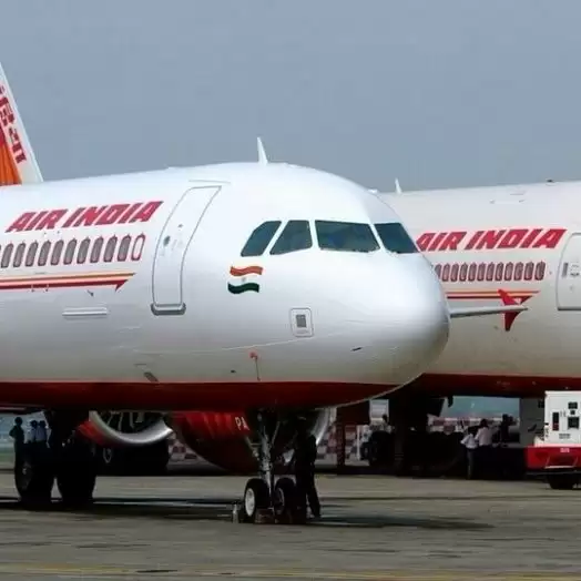 5 साल के लिए कर्मचारियों बिना वेतन के छुट्टी पर भेजने की तैयारी में एयर इंडिया
